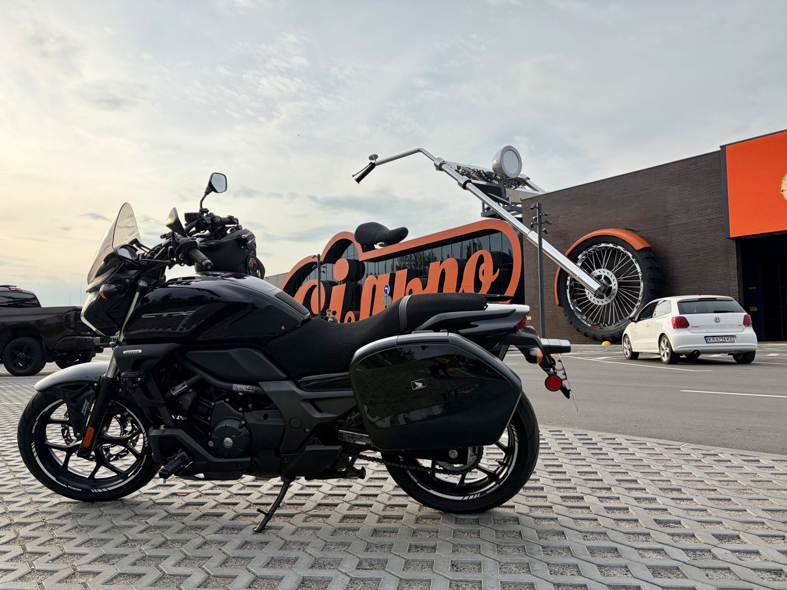 Honda CTX700ND